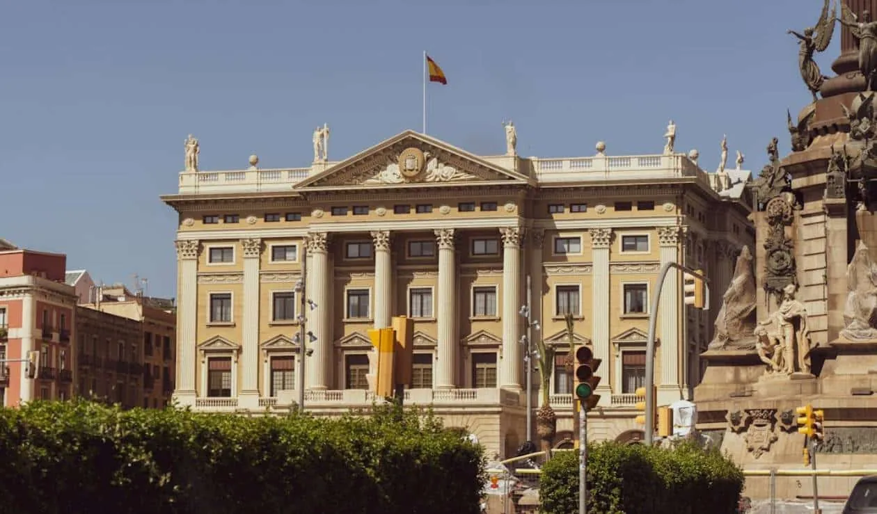 Por qué todos los planes de vivienda en España fracasan: cinco causas estructurales y lo que significa para ti