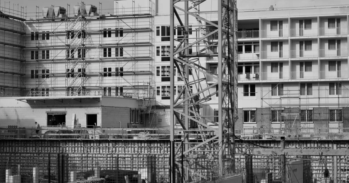 Escasez de vivienda en España: 754.613 casas se dejaron de construir de 2021 a 2025, cifra a cifra