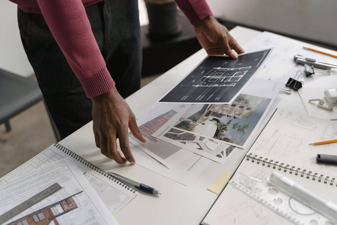 Informe CSCAE 2026 emergencia habitacional España, 10 propuestas vivienda asequible arquitectos impacto Madrid y funcionarios