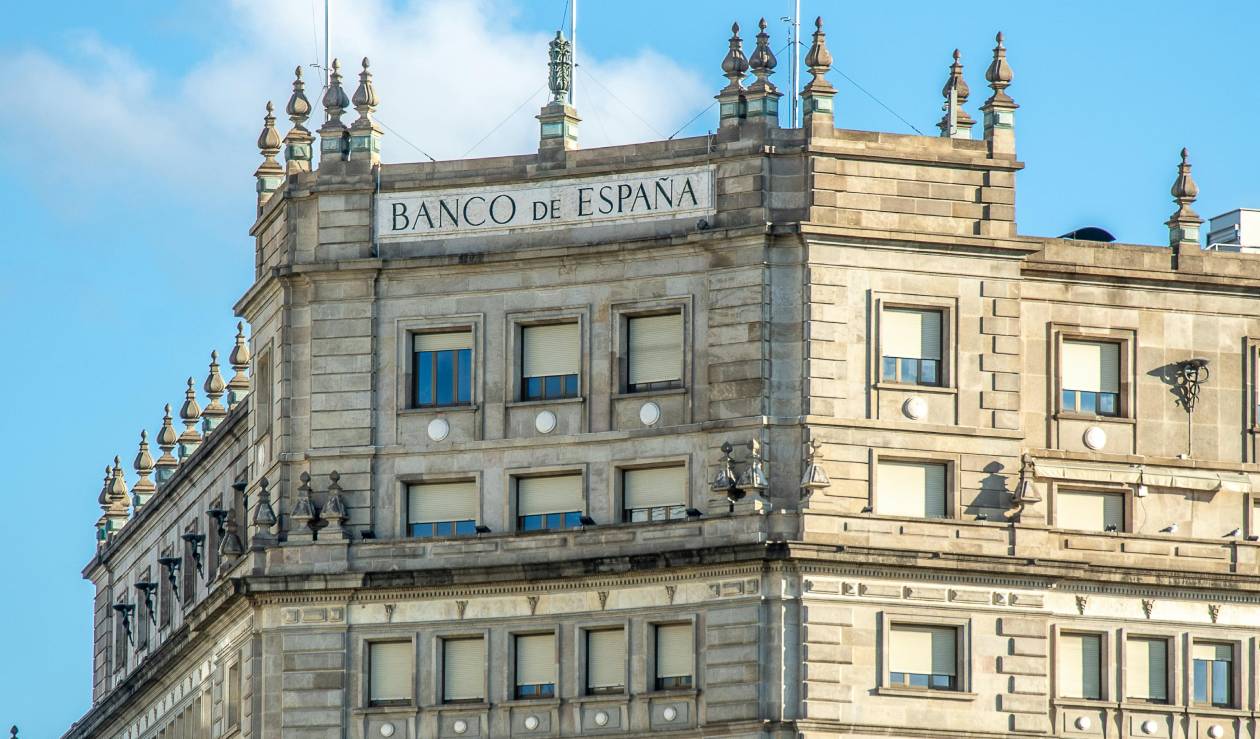 Informe Banco de España vivienda 2025: déficit de 450.000 viviendas y 7,8 años de renta para comprar