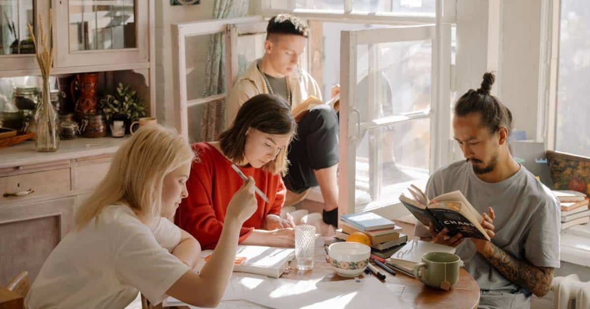Hacinamiento alquiler Madrid 2026: adultos compartiendo piso por imposibilidad de acceder a vivienda independiente en Madrid
